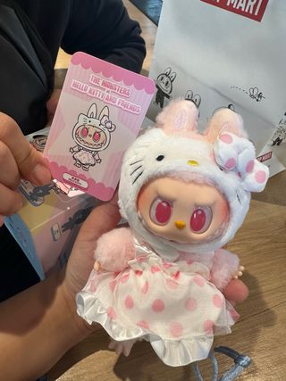 Labubu Hello Kitty Peluche