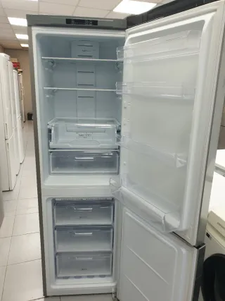 Nevera Indesit 1.90m x 60cm