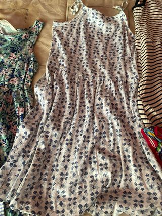 Lote  6 vestidos niña 8/10 años, y otros 9/10,