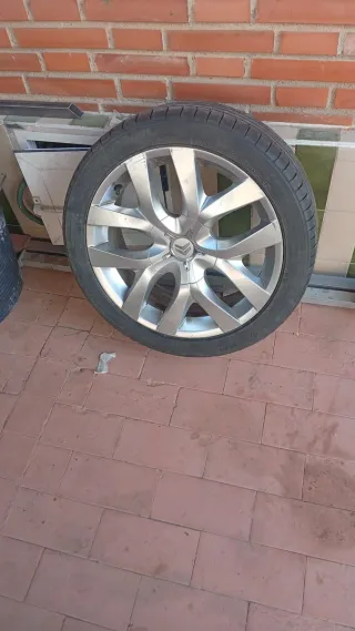 Llanta C4 Picasso Cubierta Nueva