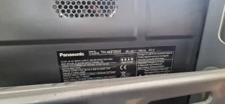 TV Panasonic con pie y DVD