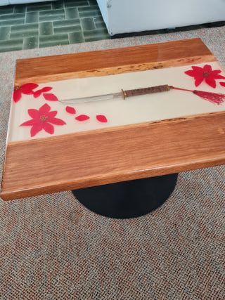 Mesa Artesanal Japonesa Madera y Epoxy