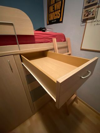 Conjunto Cama, Armario y Escritorio