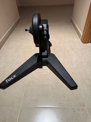 Rodillo inteligente Tacx Flux S – Como nuevo