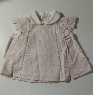 Vestido rosa y blanco bebé