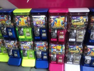 Máquina de bolas coleccionables nueva