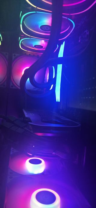 PC Gaming Ryzen 7 7800X3D | 64GB | 2TB SSD | RTX 4