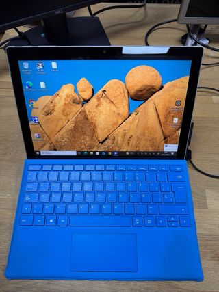 Microsoft Surface Pro 4 + Dock