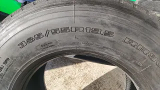 Neumático 385/55R19.5
