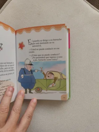 Muchos chistes chistosos (Mi Pequena Biblioteca...