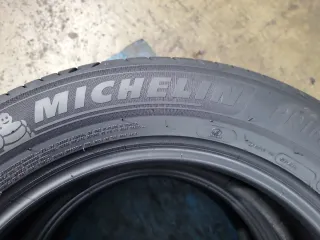 2 Neumáticos  215/60 R17 Michelin