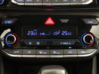 Hyundai IONIQ 1.6 GDI HEV 141CV TECNO 2018