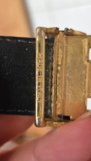 Cintura nera fibbia oro con inserto