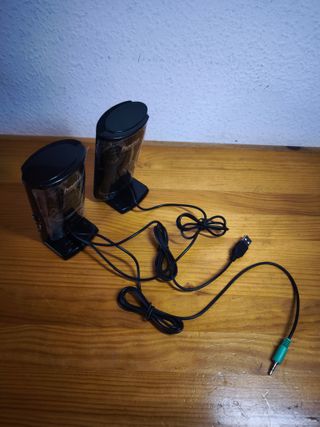 Altavoces Hama E80  ¡NUEVOS A ESTRENAR!