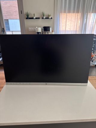 Monitor HP 27 Plata y Negro