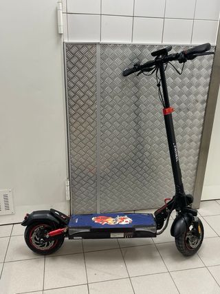 Patinete eléctrico con batería nueva
