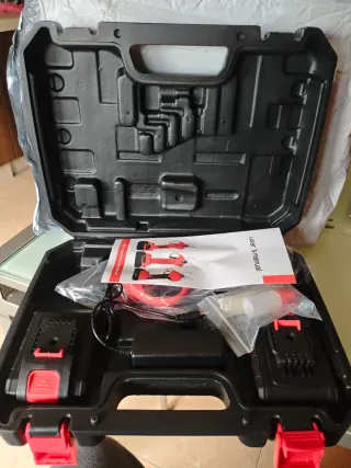 Tijeras Eléctricas de Podar con Batería