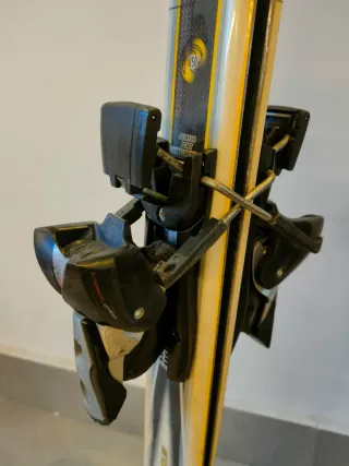 Esquís Rossignol Cut Power 1.5 con bolsa