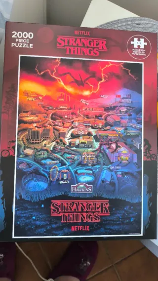 Puzzle Stranger Things 2000 pezzi Netflix