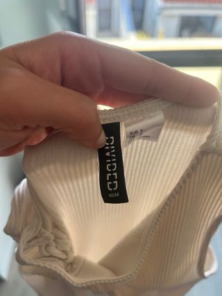 Vestido blanco corto cruzado