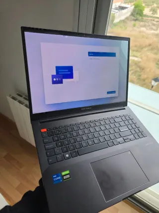 Portátil Asus Vivobook N7600Z Negro