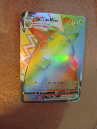 Pikachu VMAX Arcoíris 188/185