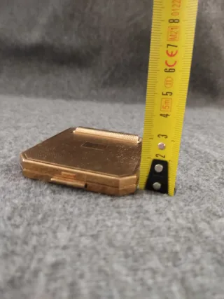 Antigua polvera Corona París