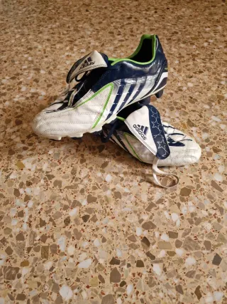 Zapatos de fútbol Adidas
