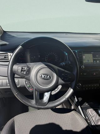 Kia Carens 1.7 CRDi VGT 104kW Emotion Eco-Dynamics