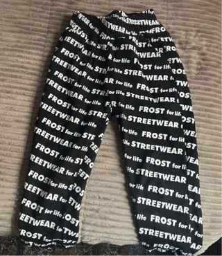 Conjunto chándal estampado