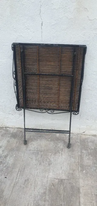 Mesa plegable metal y madera