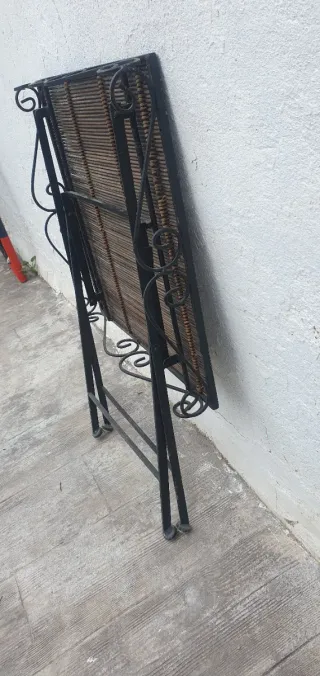 Mesa plegable metal y madera