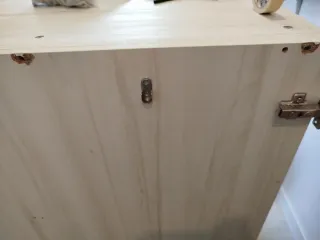 Cama con armarios integrados