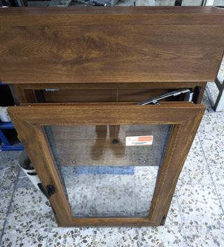 Ventana Abatible de PVC 78 x 118 cm