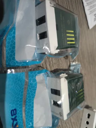 Alimentatore LK42044UC 5V 3A 15W