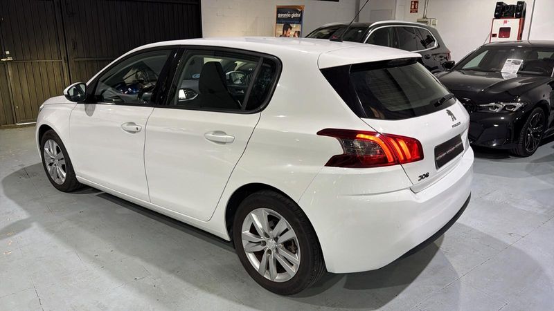 Peugeot 308 2020, foto 6
