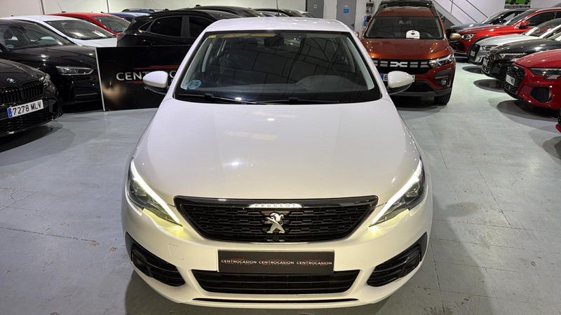 Peugeot 308 2020, foto 2