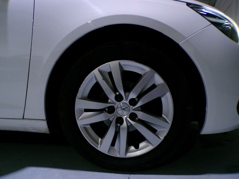 Peugeot 308 2020, foto 11