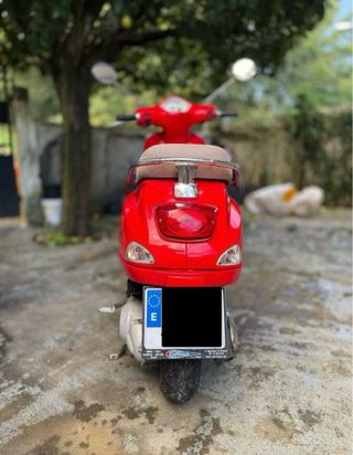 Vespa LX 125 Roja Automática