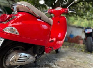 Vespa LX 125 Roja Automática