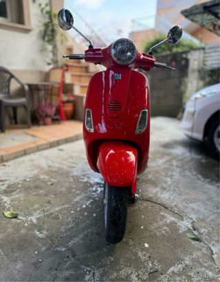Vespa LX 125 Roja Automática