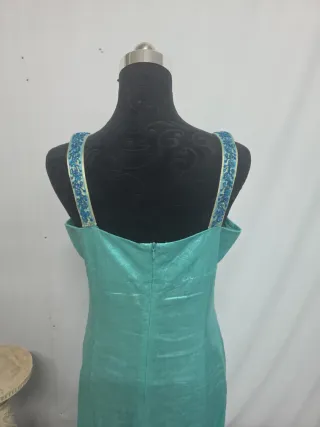 Abito donna vintage con spalline ricamo e foulard