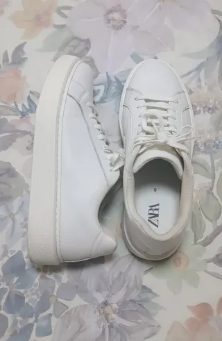Zapatillas Zara Blancas caballero