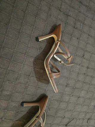 Sandalias tacón tiras finas T38