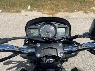 Suzuki GSR 600 ABS Moto Negra