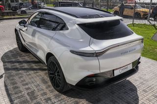 Aston Martin DBX 2020