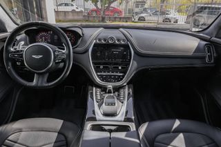 Aston Martin DBX 2020