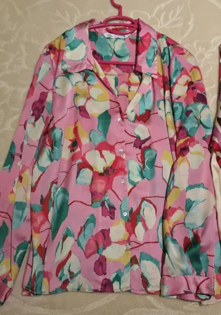 Pack 2 Camisas Zara Estampadas. Tallas: L y XL.