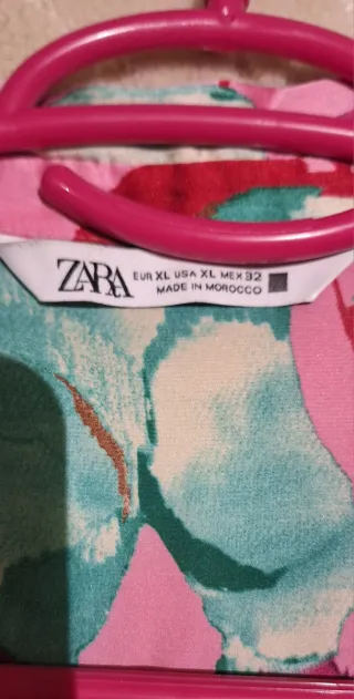 Pack 2 Camisas Zara Estampadas. Tallas: L y XL.