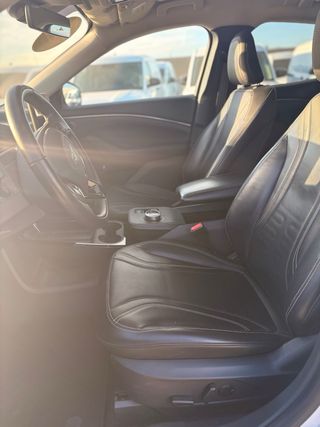 Ford Mustang Mach-E 2022 con seguro a todo riesgo!